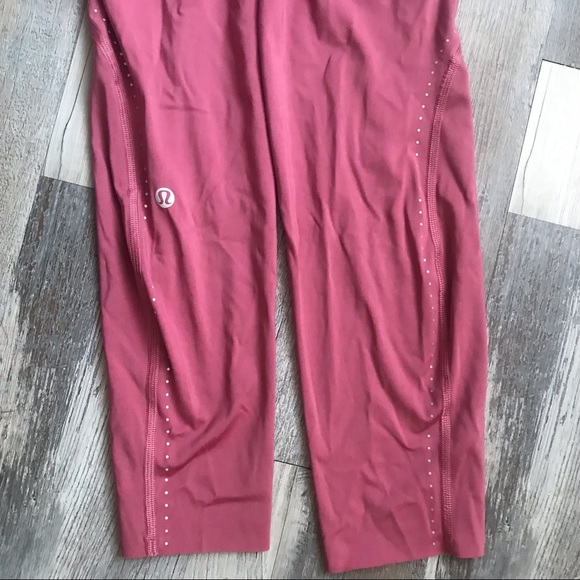 Lululemon Fast and Free SHR Tight 25" Elite Cherry Tint Size 8 LW5CKTS Legging - Picture 4 of 6
